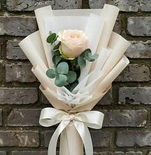 Букет Королевская звезда в Первомайской Букет цветов из:  Розы в Первомайской