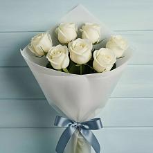 7 Белых роз Эдлесс Лав в Первомайской Букет 7 Белых роз Эдлесс Лав в Первомайской