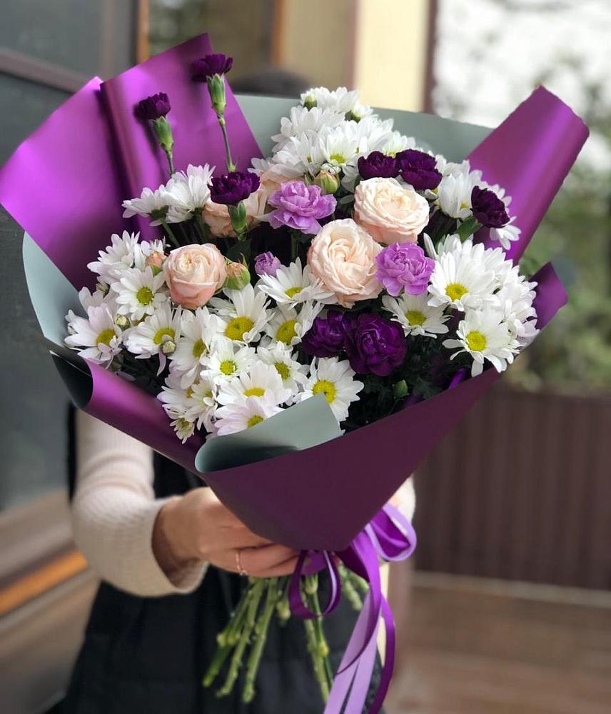 Букет фиолетовый сад в Первомайской Букет цветов из: Хризантемы, Гвоздики и Розы в Первомайской