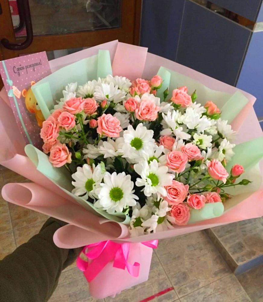 Букет Жемчужная россыпь в Первомайской Букет цветов из: Розы и Хризантемы в Первомайской