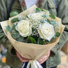 Букет цветов из:  Розы #REPLACE_PRED# Первомайской