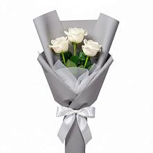 Букет 3 белые розы в Первомайской Букет 3 белые розы в Первомайской
