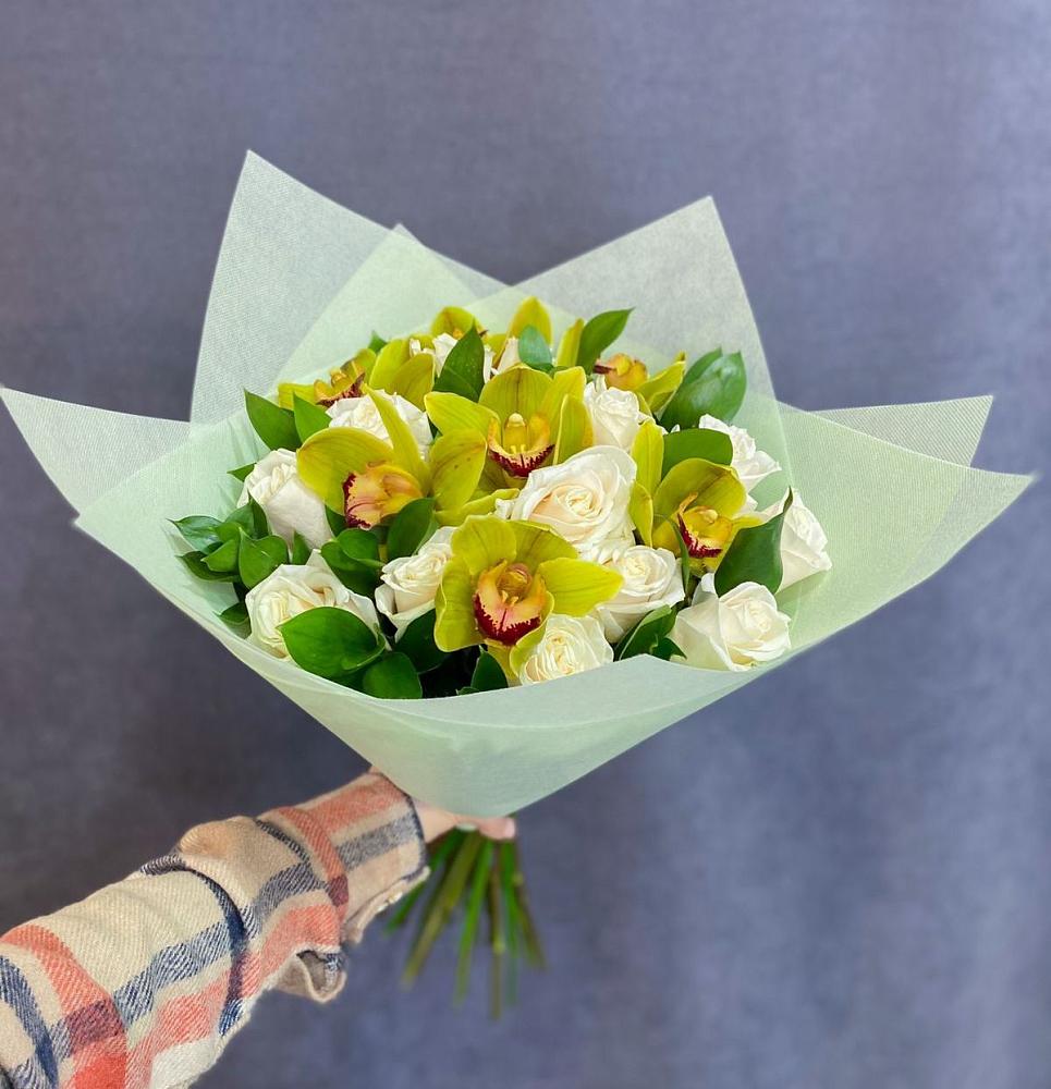 Букет лимончелло в Первомайской Букет цветов из: Орхидеи и Розы в Первомайской