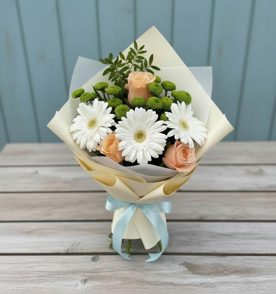Букет герберы и розы в Первомайской Букет цветов из: Герберы, Розы и Хризантемы в Первомайской