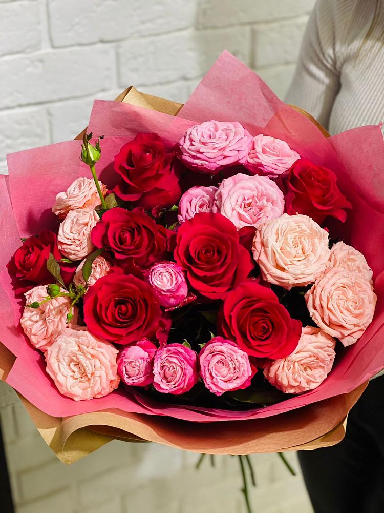 Букет Великолепный в Первомайской Букет цветов из: Розы в Первомайской