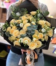 Букет цветов из:  Розы и Лизиантусы #REPLACE_PRED# Первомайской
