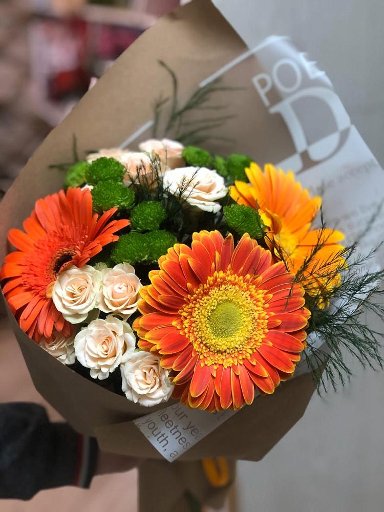 Букет желтый закат в Первомайской Букет цветов из: Герберы, Хризантемы и Розы в Первомайской