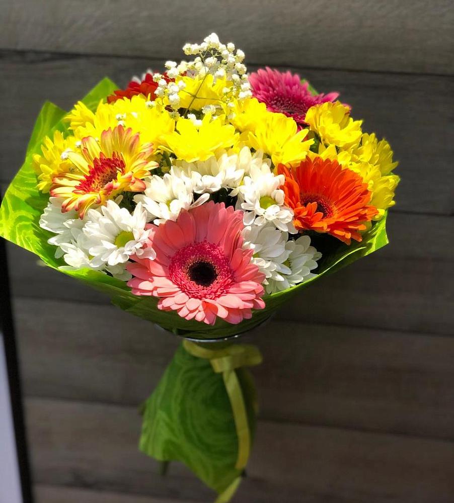 Букет палитра в Первомайской Букет цветов из: Герберы и Хризантемы в Первомайской